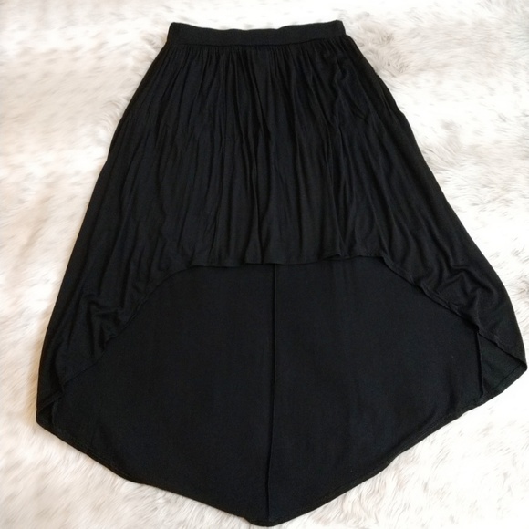 Rue21 Dresses & Skirts - NWOT Rue21 High/low Skirt (Stretchy Waist)